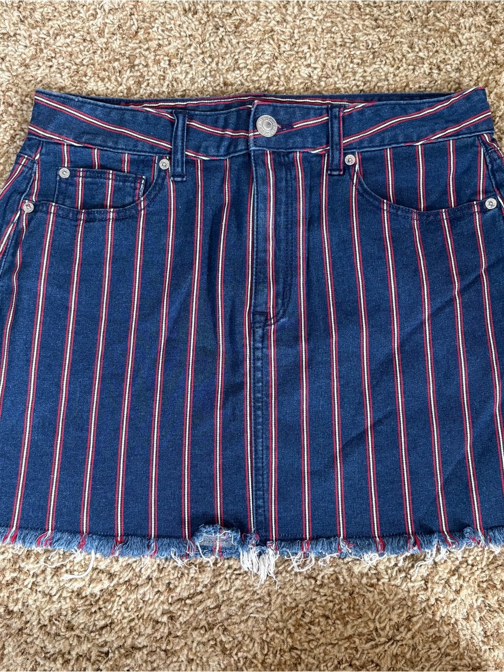 NWOT American Eagle size 12 Denim Mini Skirt Navy with Red Stripes